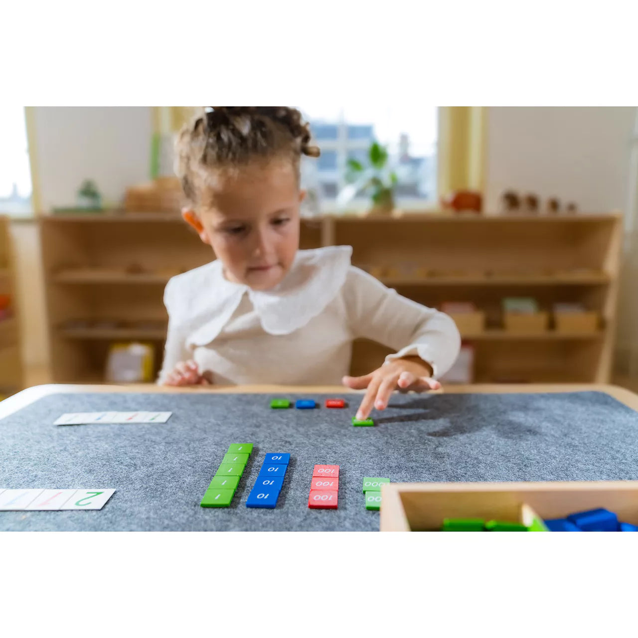 GIOCO DEI FRANCOBOLLI CON SCATOLA