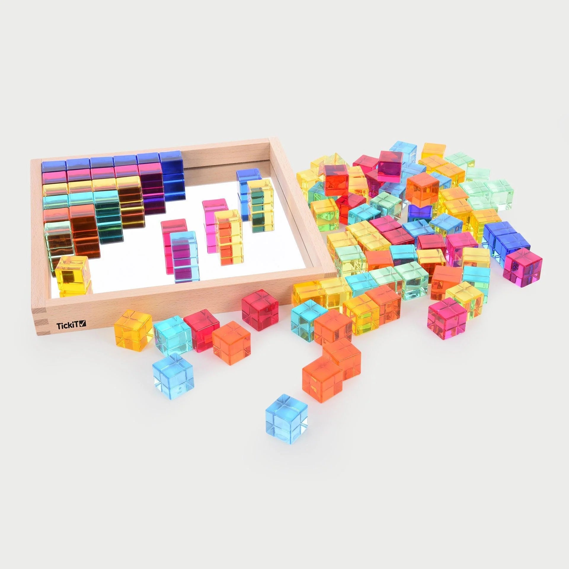 CUBI TRASPARENTI CON CON SPECCHIO