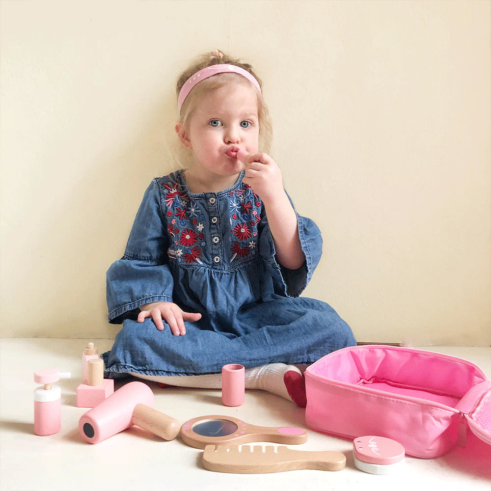 BEAUTY CASE CON ACCESSORI IN LEGNO