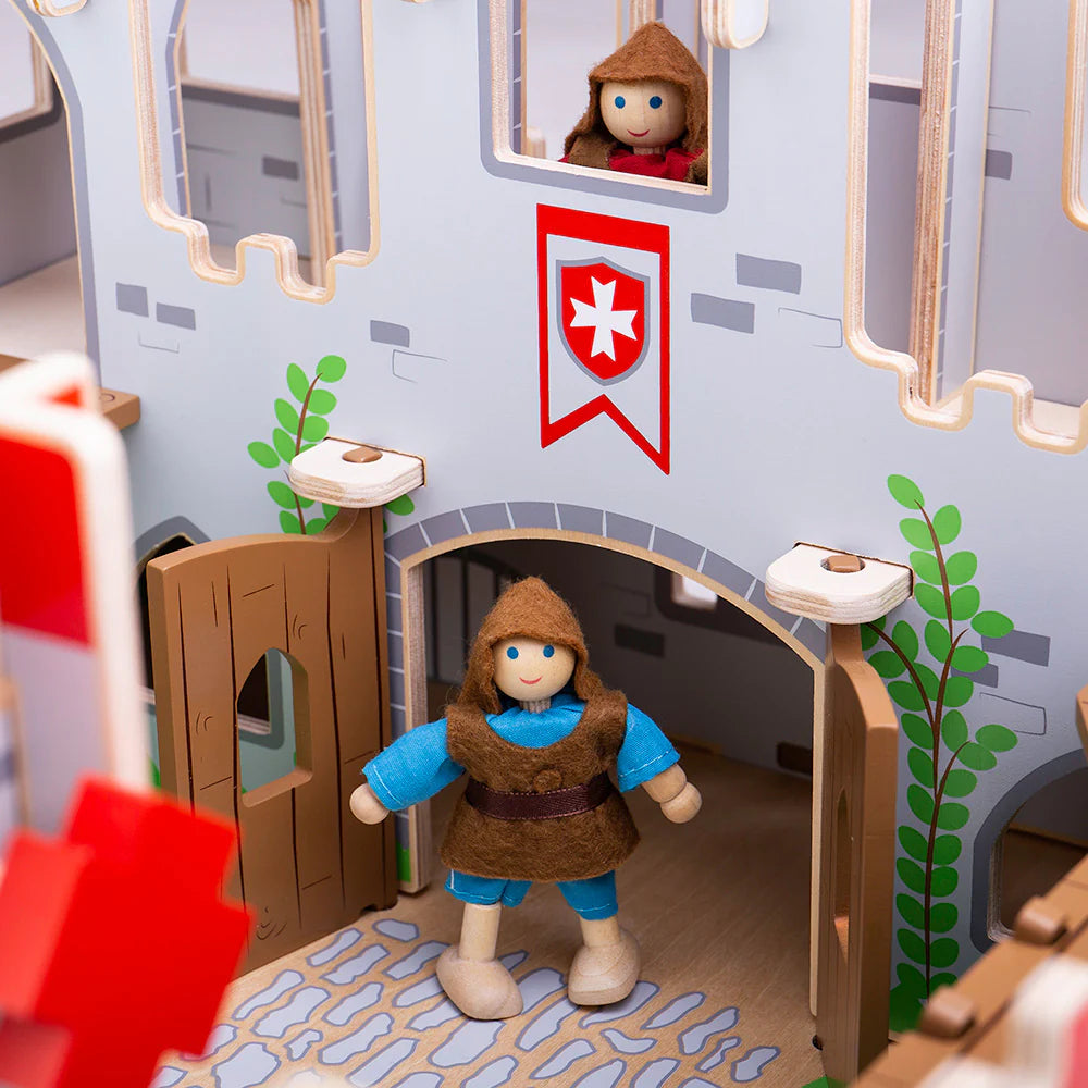 CASTELLO GIGANTE DI RE ARTÙ IN LEGNO
