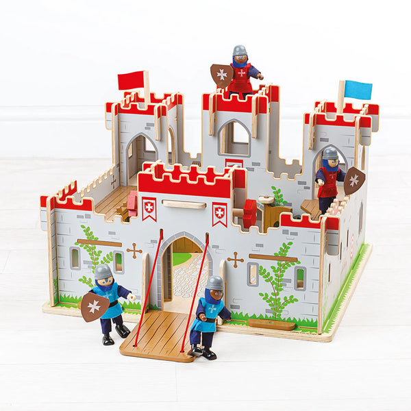Castello Gigante Di Re Artu In Legno