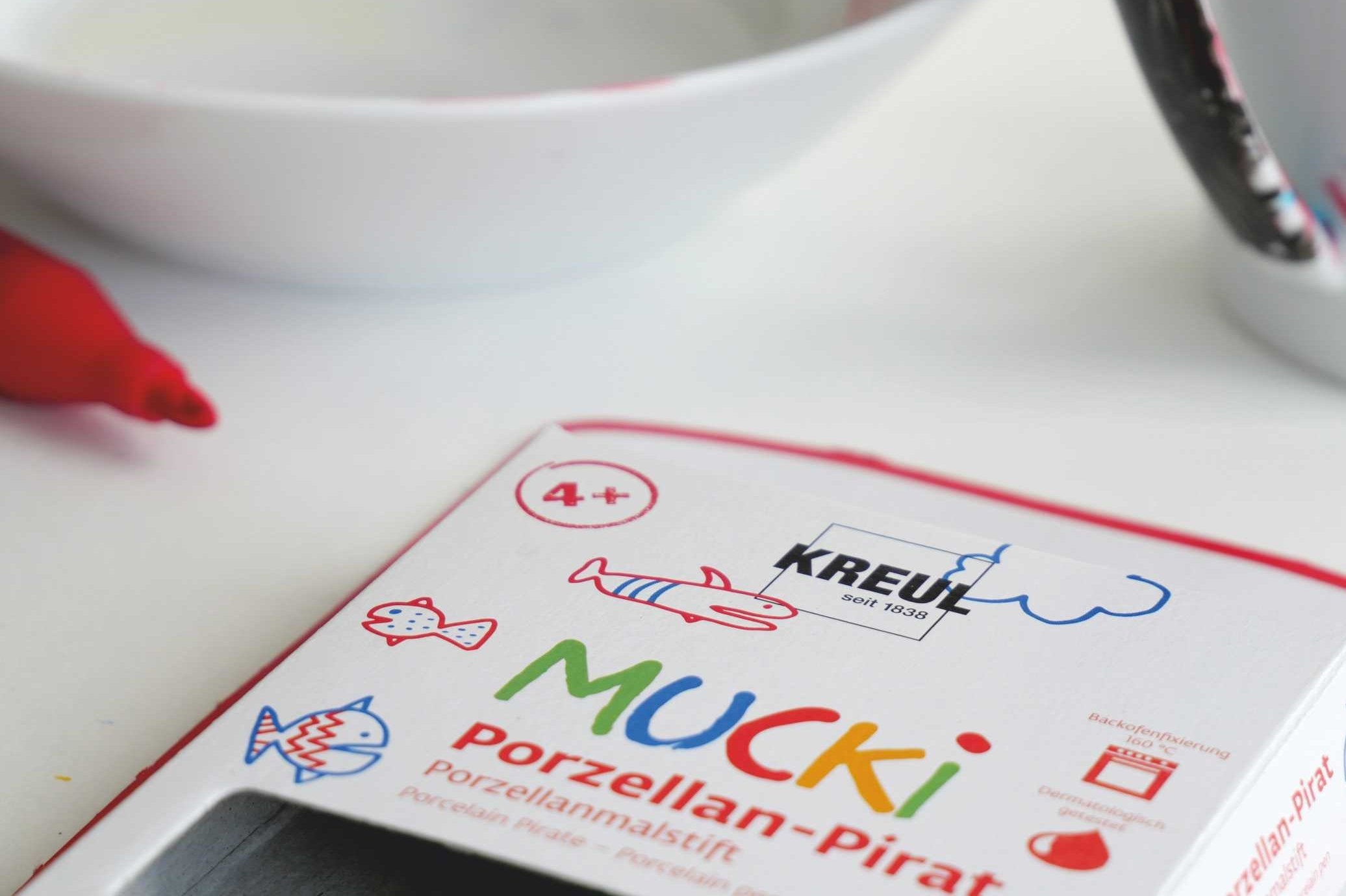 MUCKI - PENNA PER PORCELLANA PORCELAIN   PIRATE SE