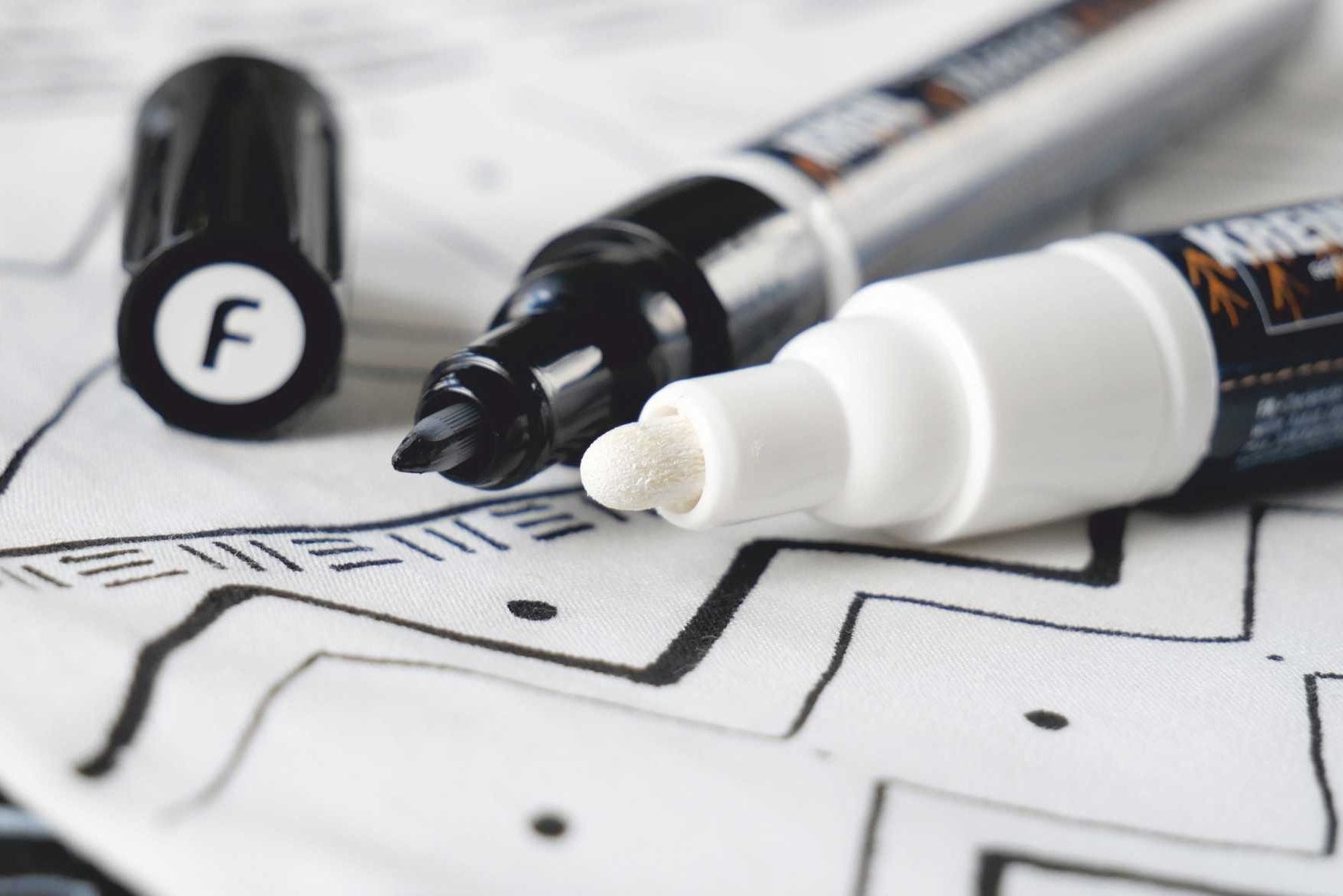 KREUL - MARKER PER TESSUTI - SET 4       OPACHI BI
