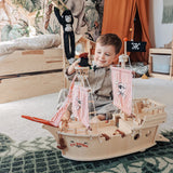 Nave Dei Pirata In Legno
