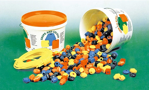 Perle Giganti - Secchio 245 Pezzi Assortiti + 4,4 Metri Di Filo