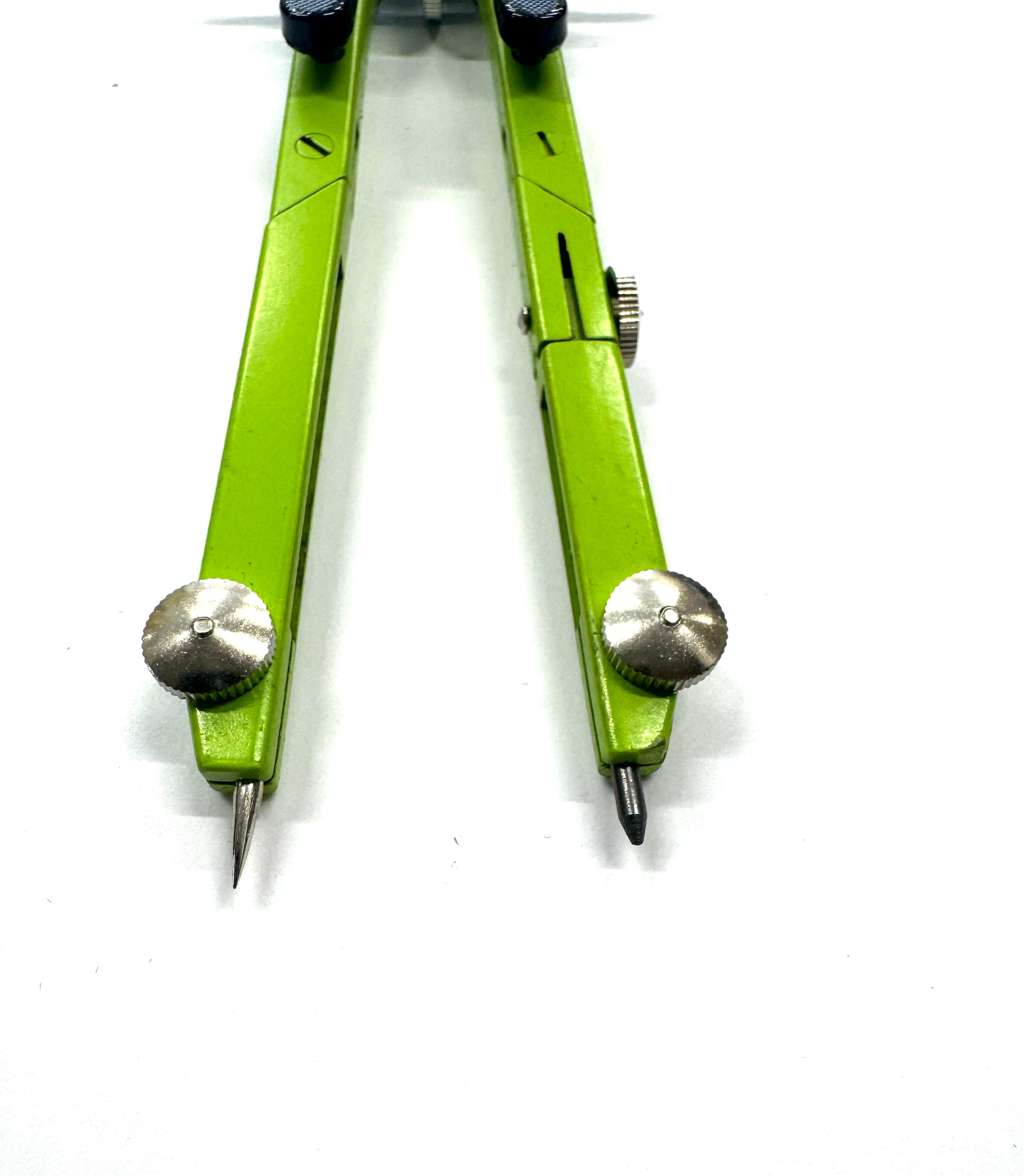 COMPASSO BALAUSTRONE VERDE CHIARO